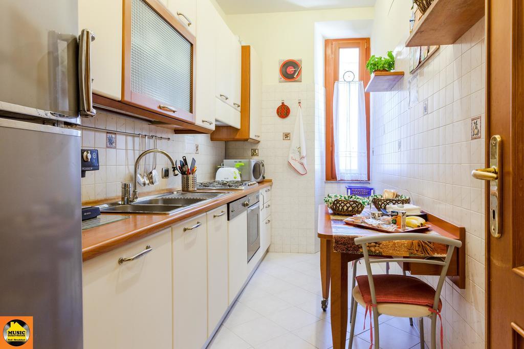 Music Guesthouse Рим Номер фото