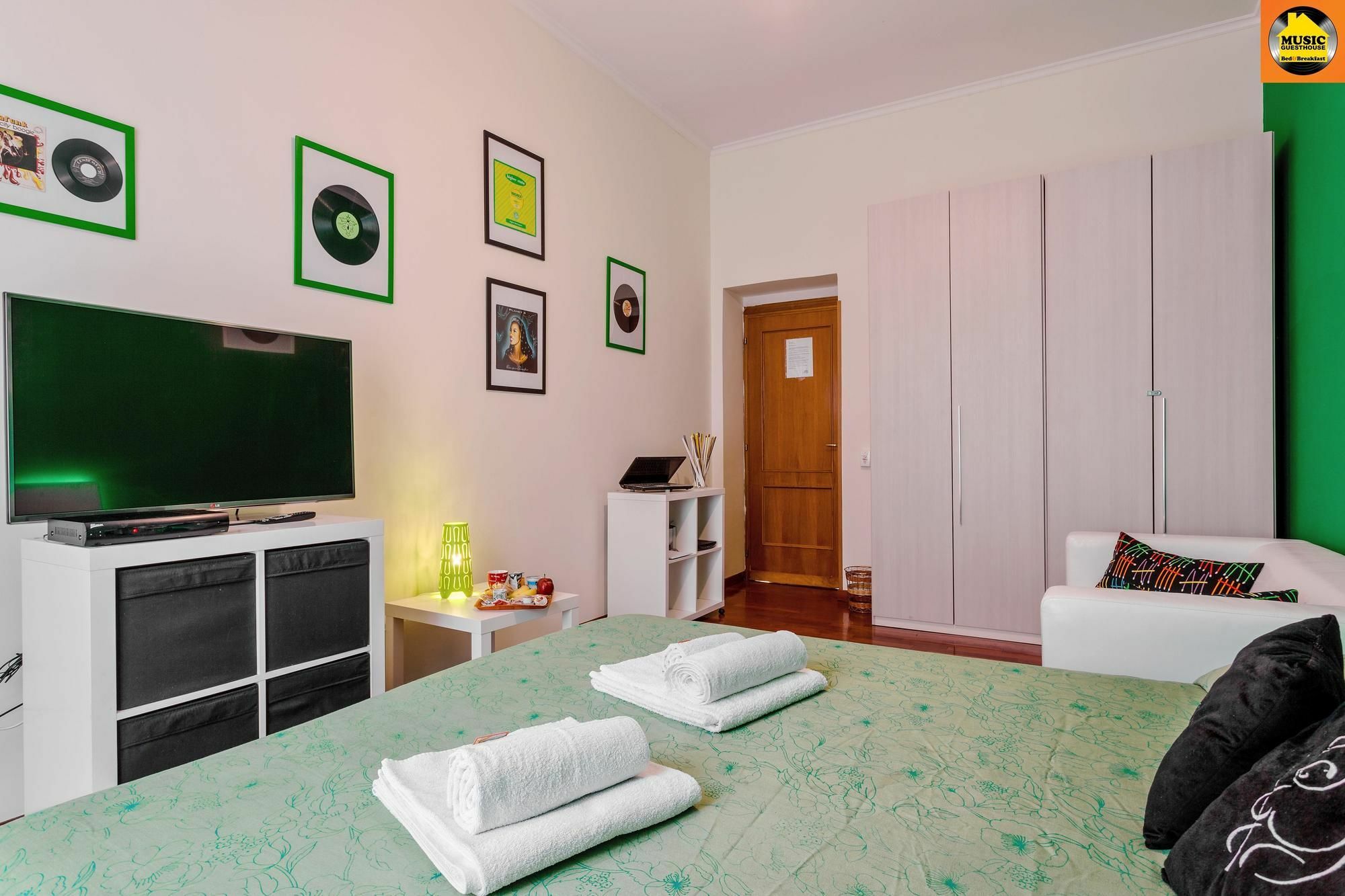 Music Guesthouse Рим Экстерьер фото