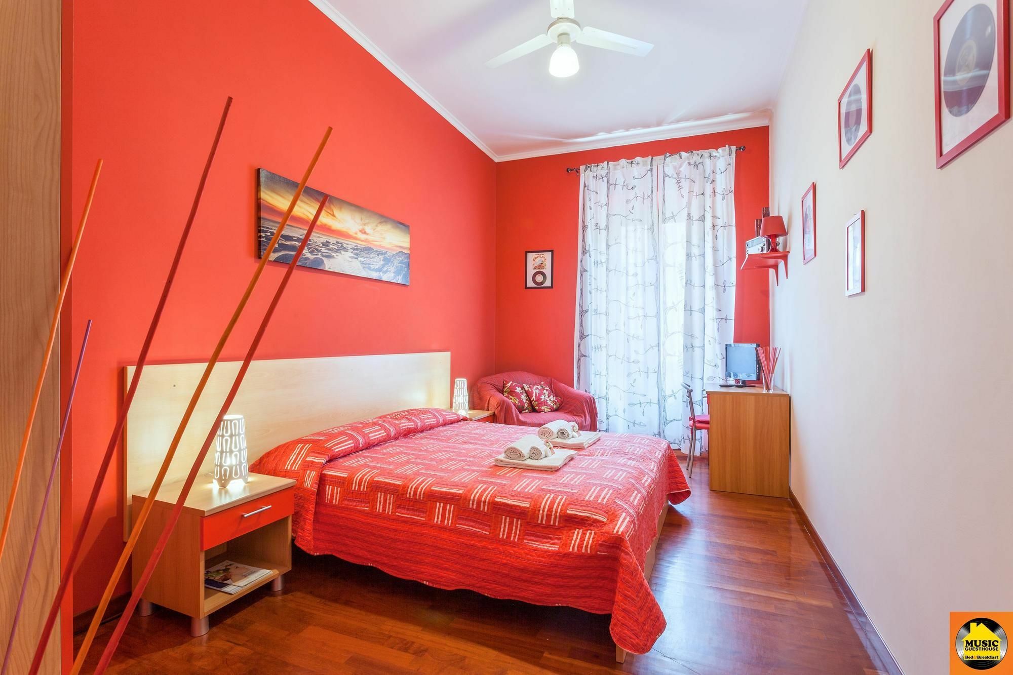 Music Guesthouse Рим Экстерьер фото