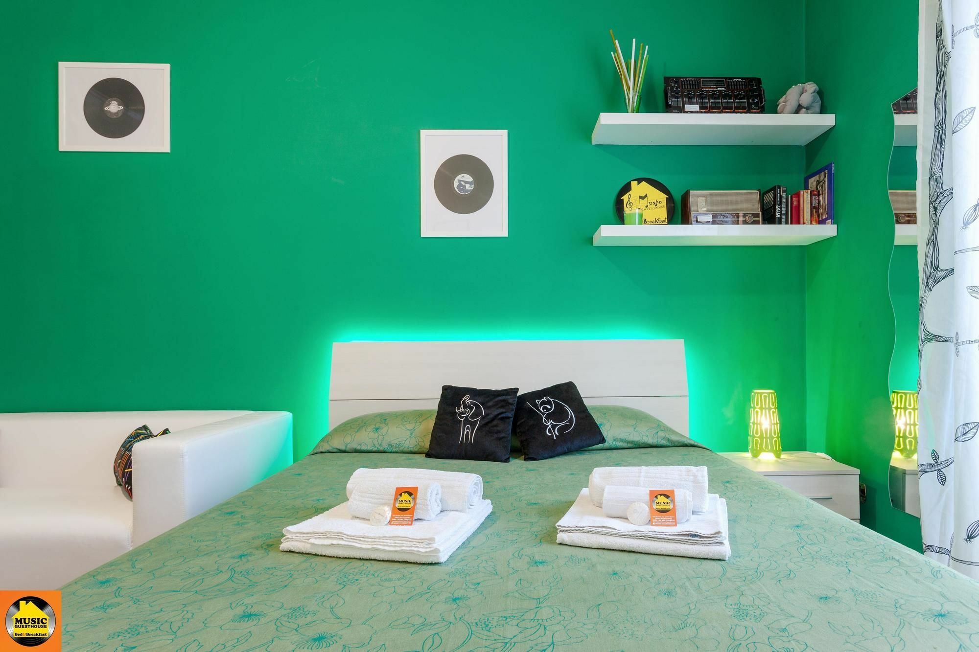 Music Guesthouse Рим Экстерьер фото